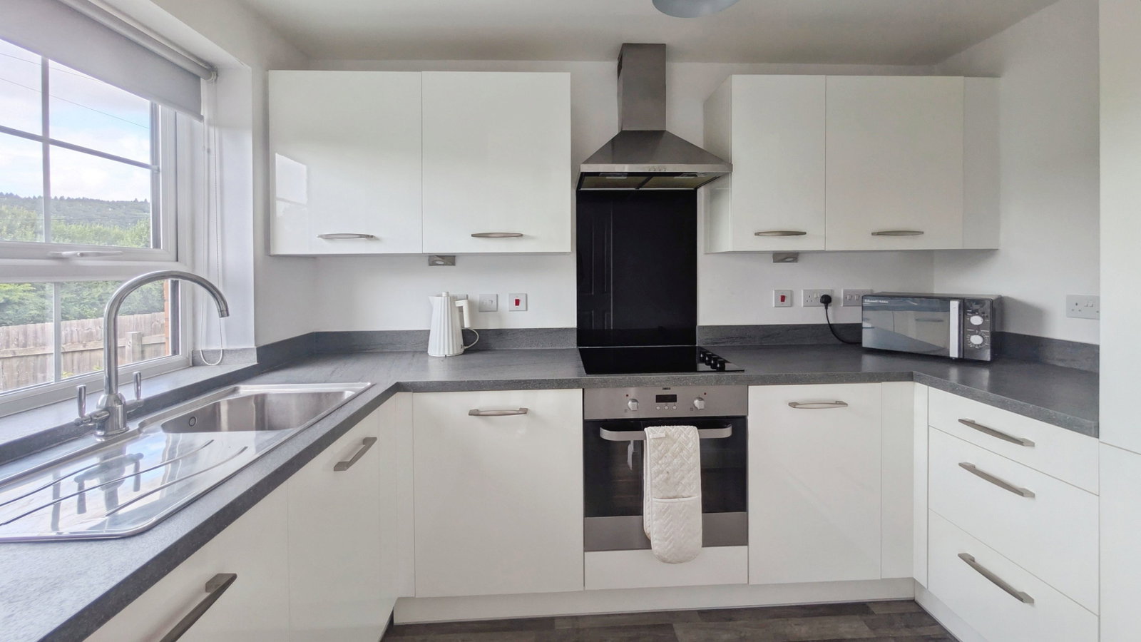 Semi Detached House in Neath