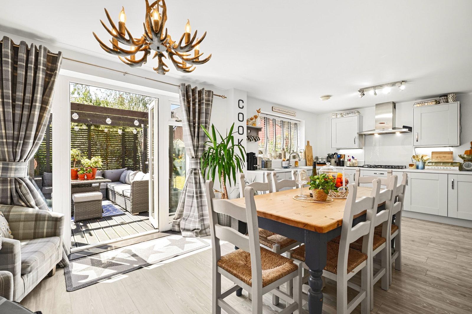 Detached House in Woodford Halse