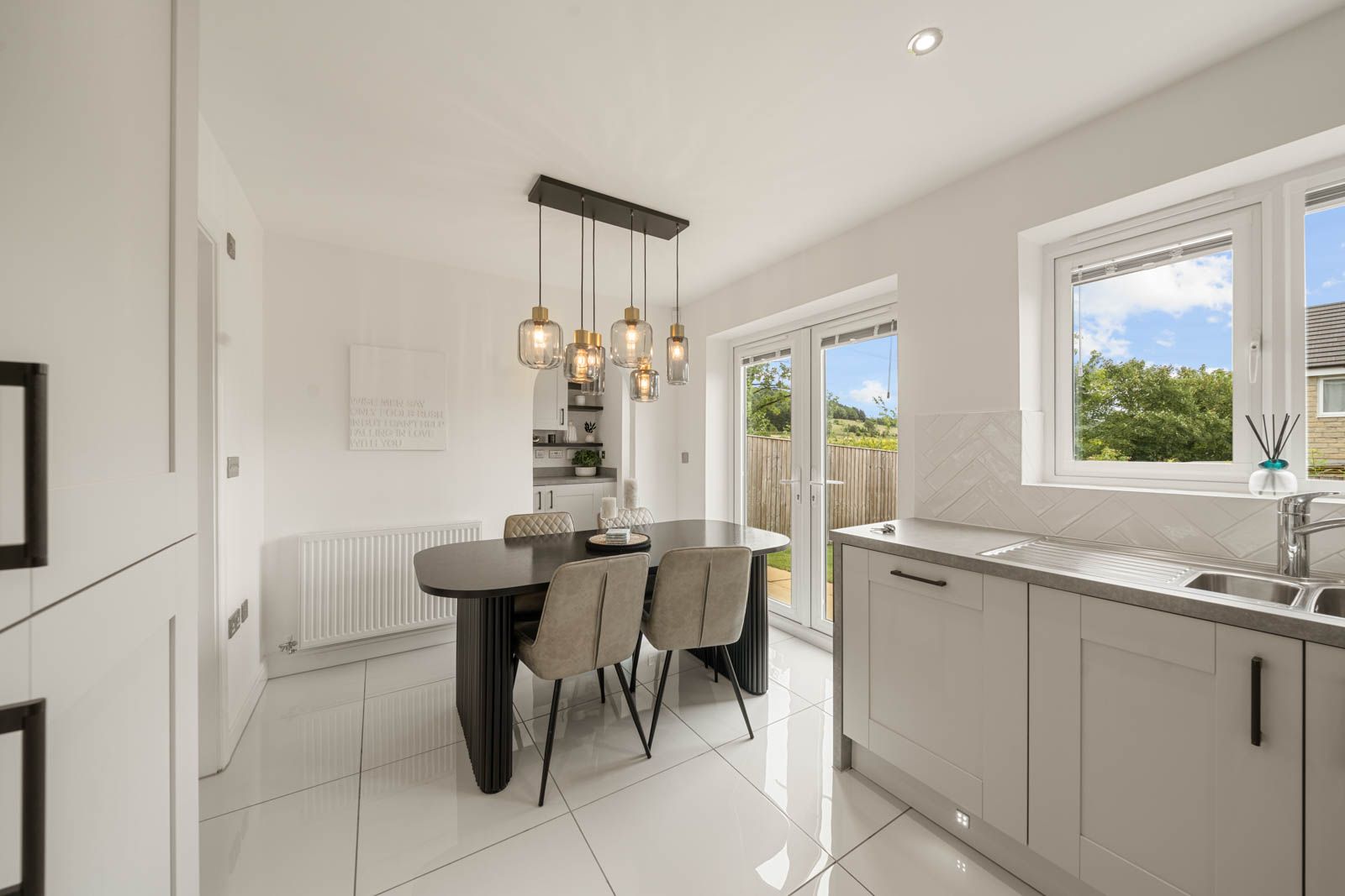 Detached House in Huddersfield