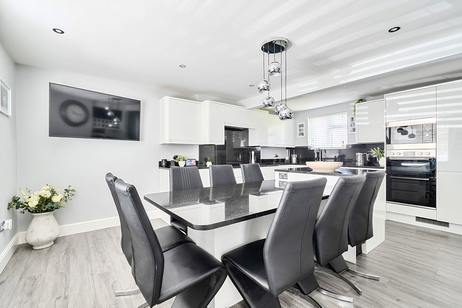 Semi Detached House in Melksham