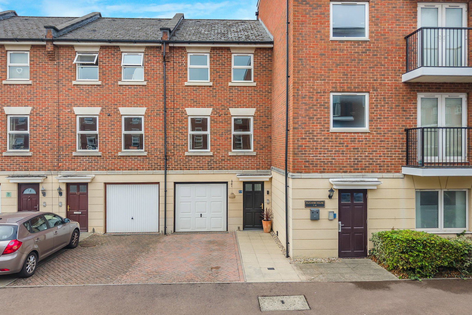 Terraced House for sale in Cheltenham, Brookbank Close, Cheltenham, GL50 3NN