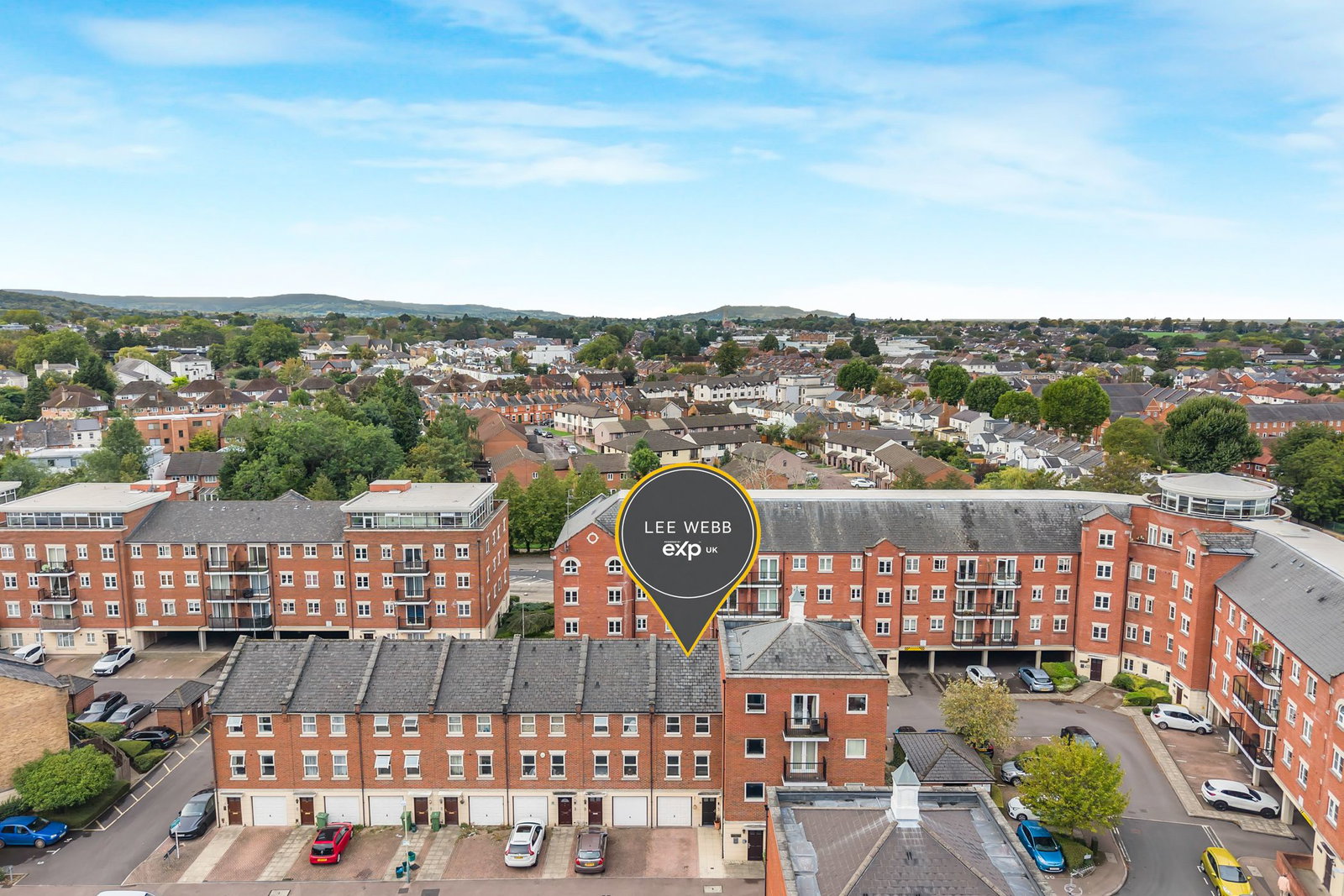 Terraced House for sale in Cheltenham, Brookbank Close, Cheltenham, GL50 3NN