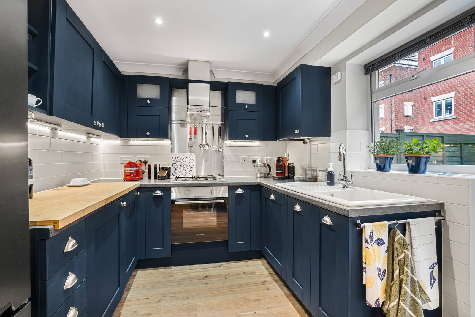 Terraced House for sale in Cheltenham, Brookbank Close, Cheltenham, GL50 3NN