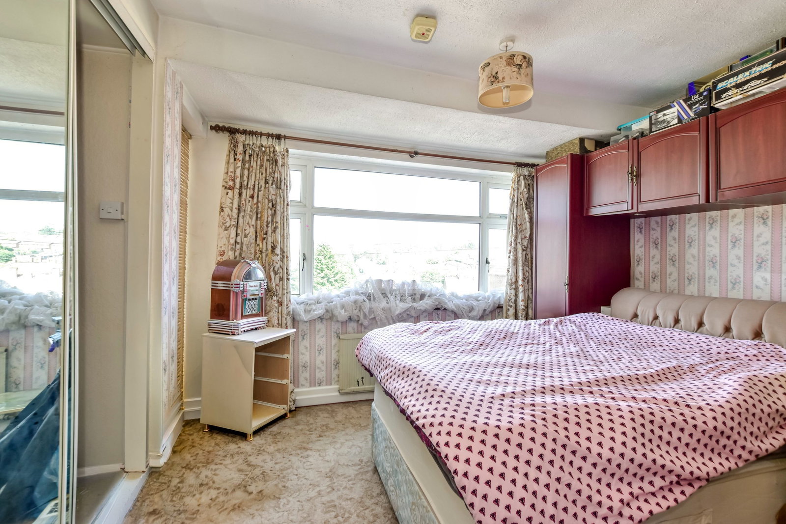 Semi Detached House in Hemel Hempstead