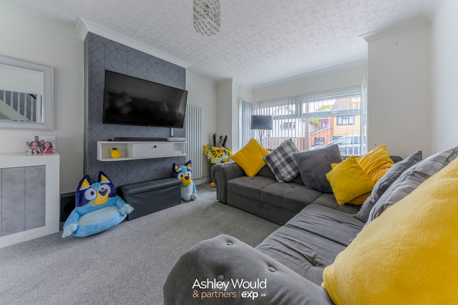 Semi Detached House in Halesowen
