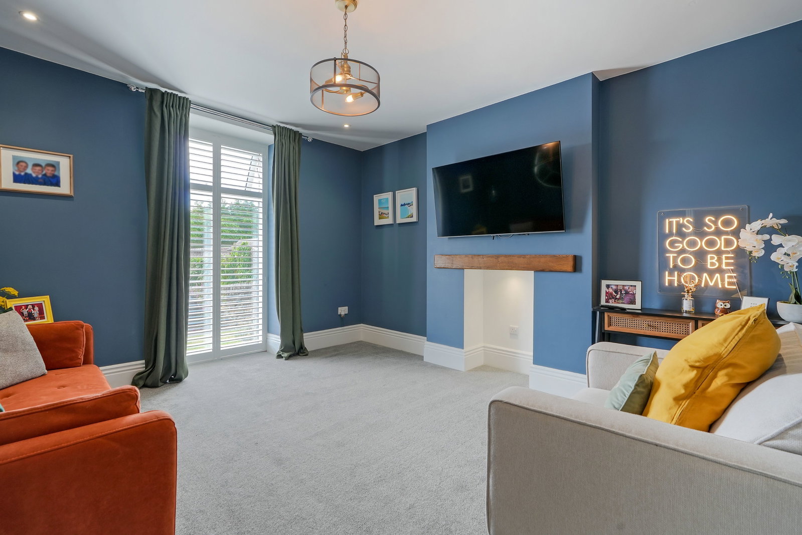 Detached House in Sheffield 3
