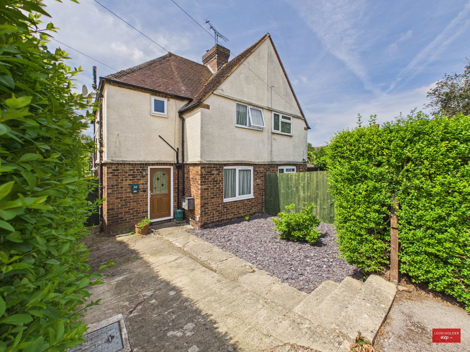 Semi Detached House in Cheltenham