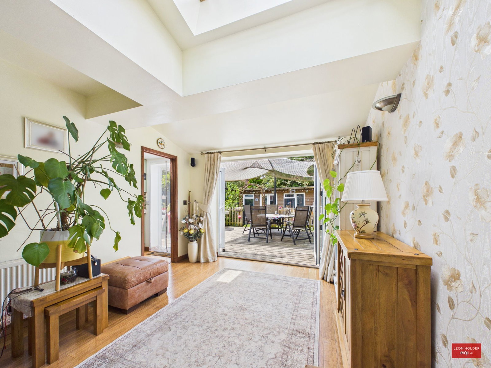 Semi Detached House in Cheltenham