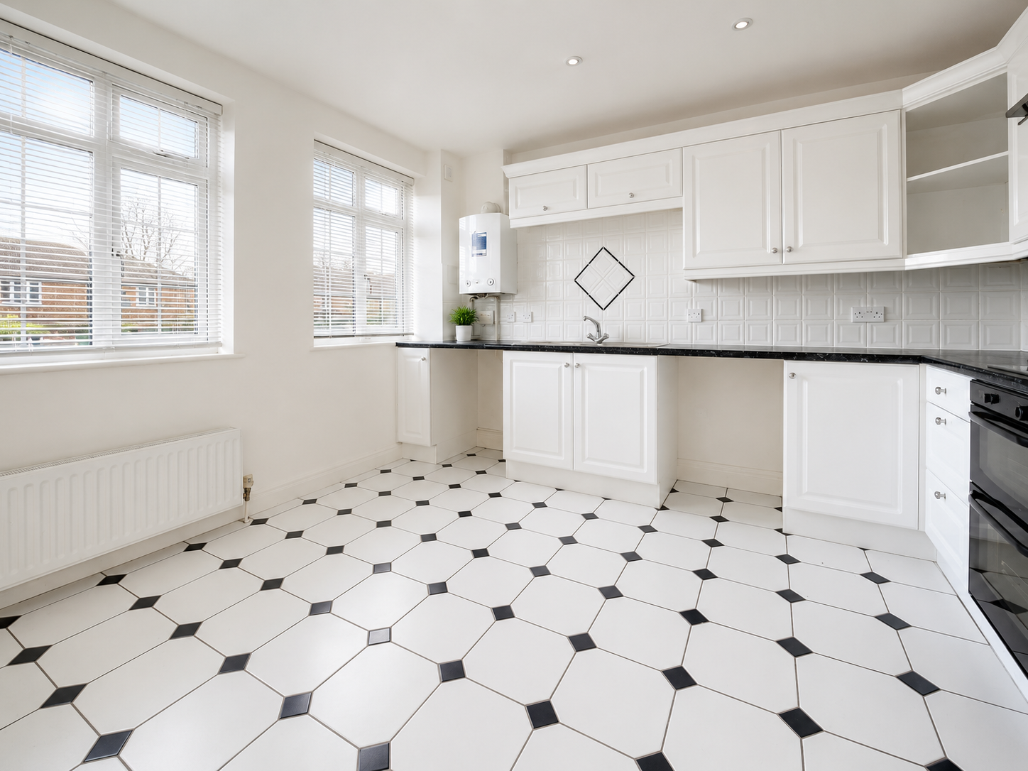 Semi Detached House in Cirencester