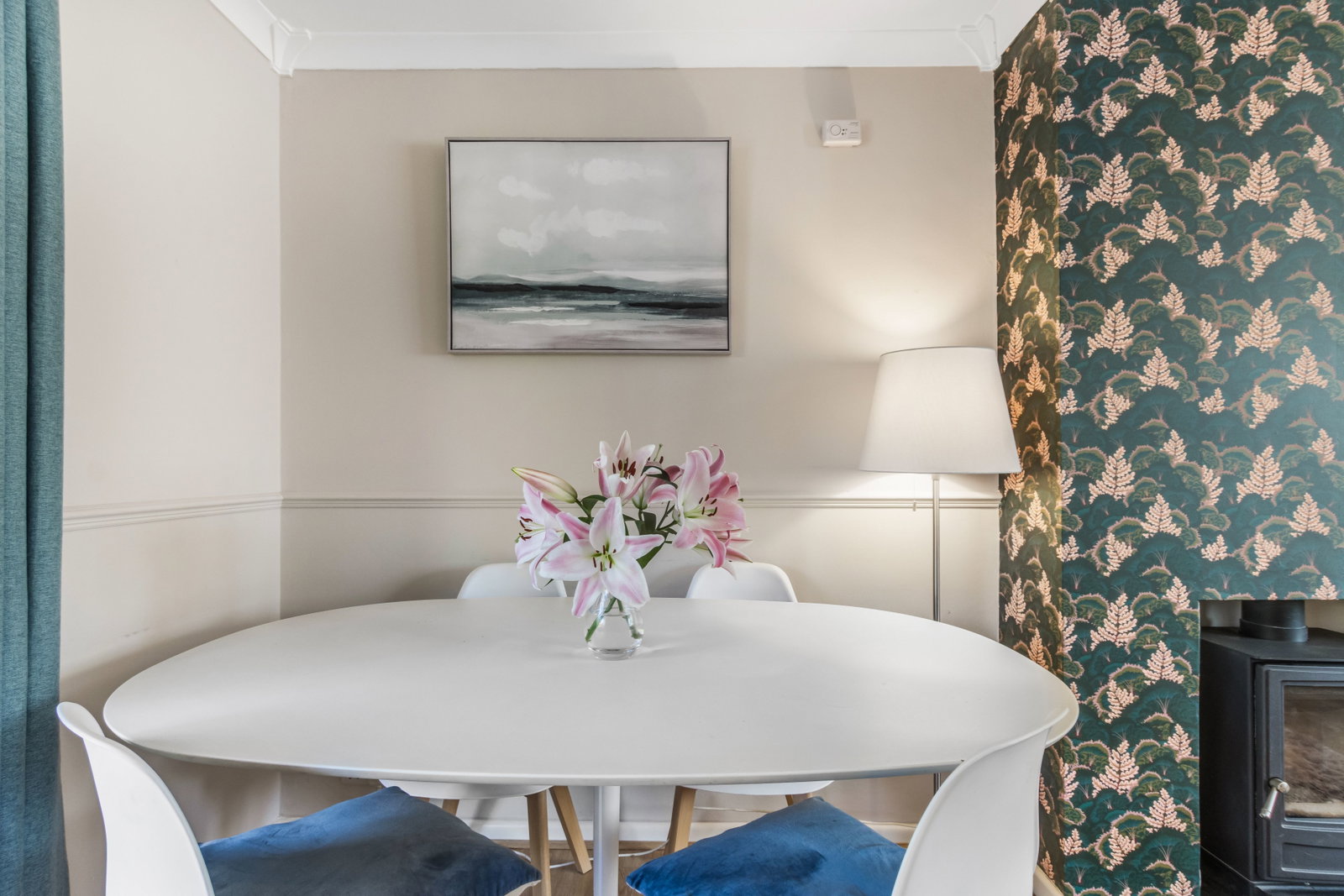 End Of Terrace House for sale in London, Moat Crescent, London N3