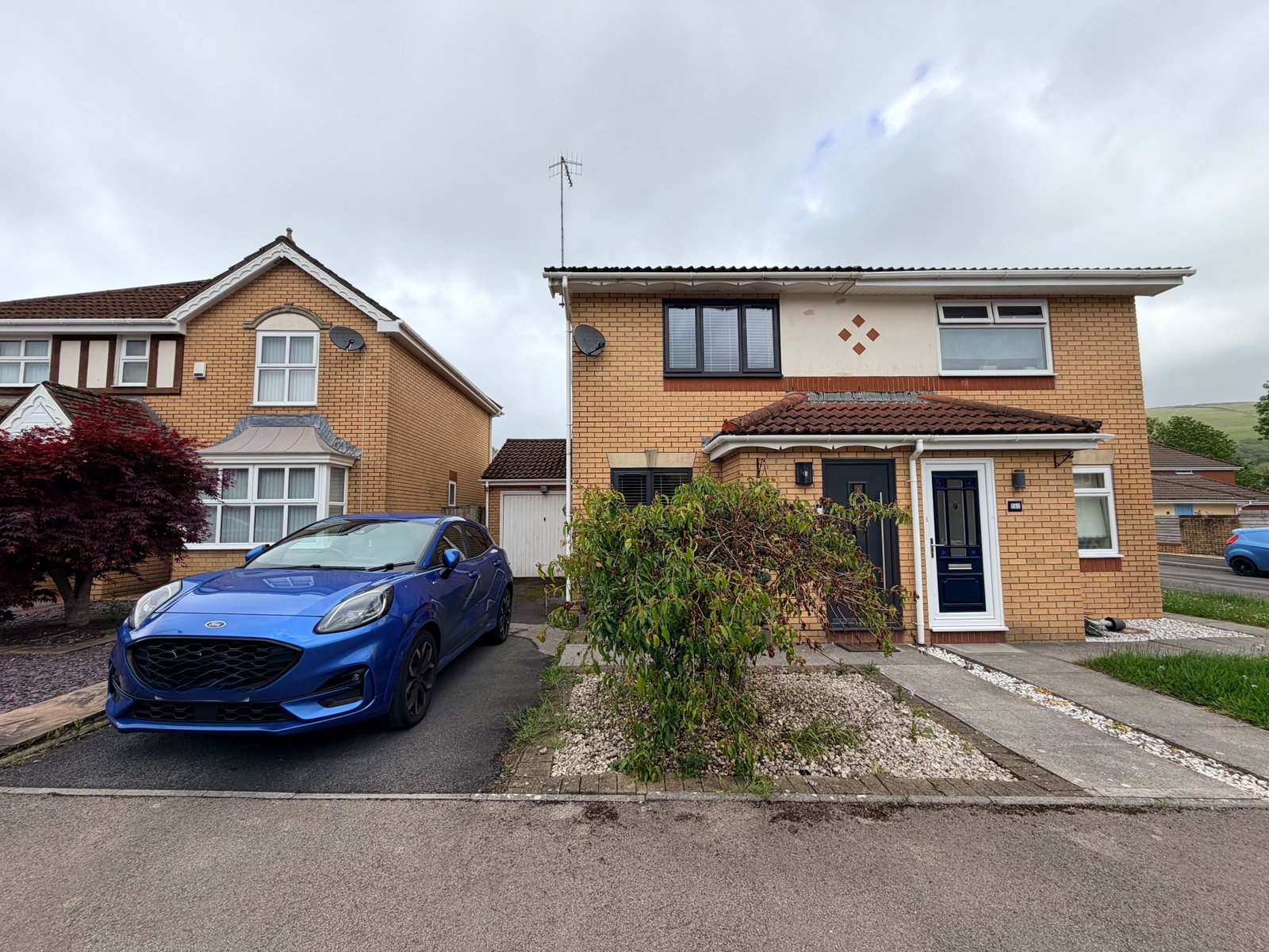 Semi Detached House in Llangynwyd