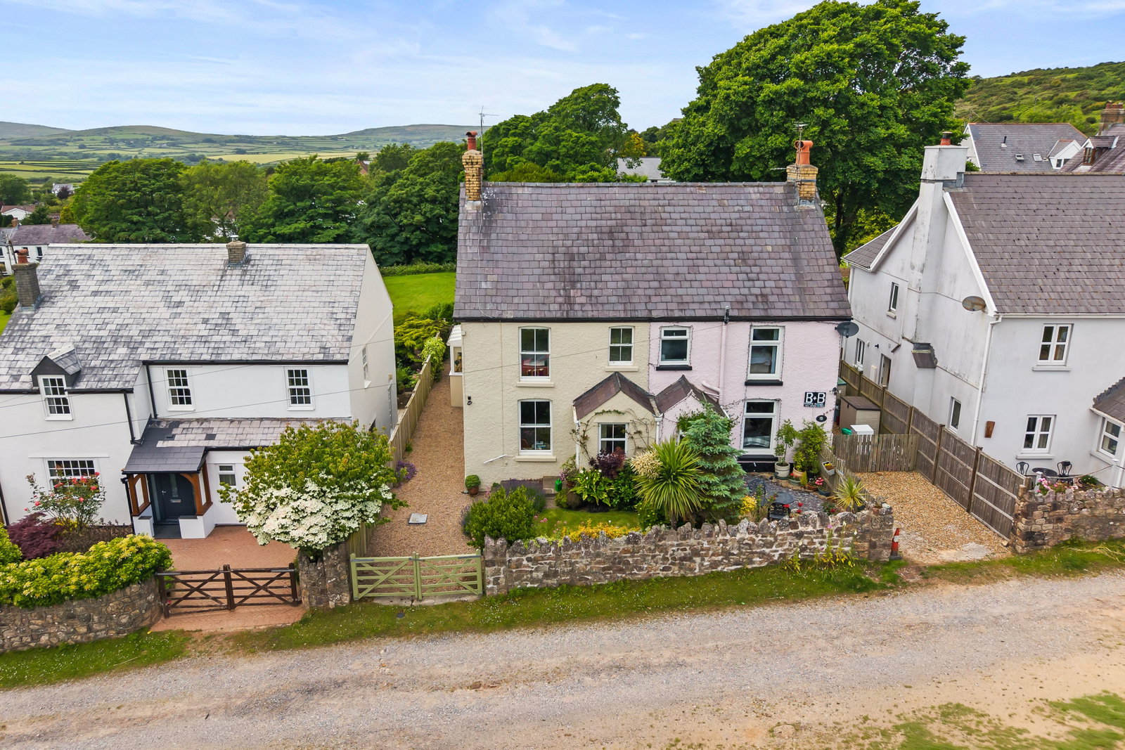 Semi Detached House in Swansea