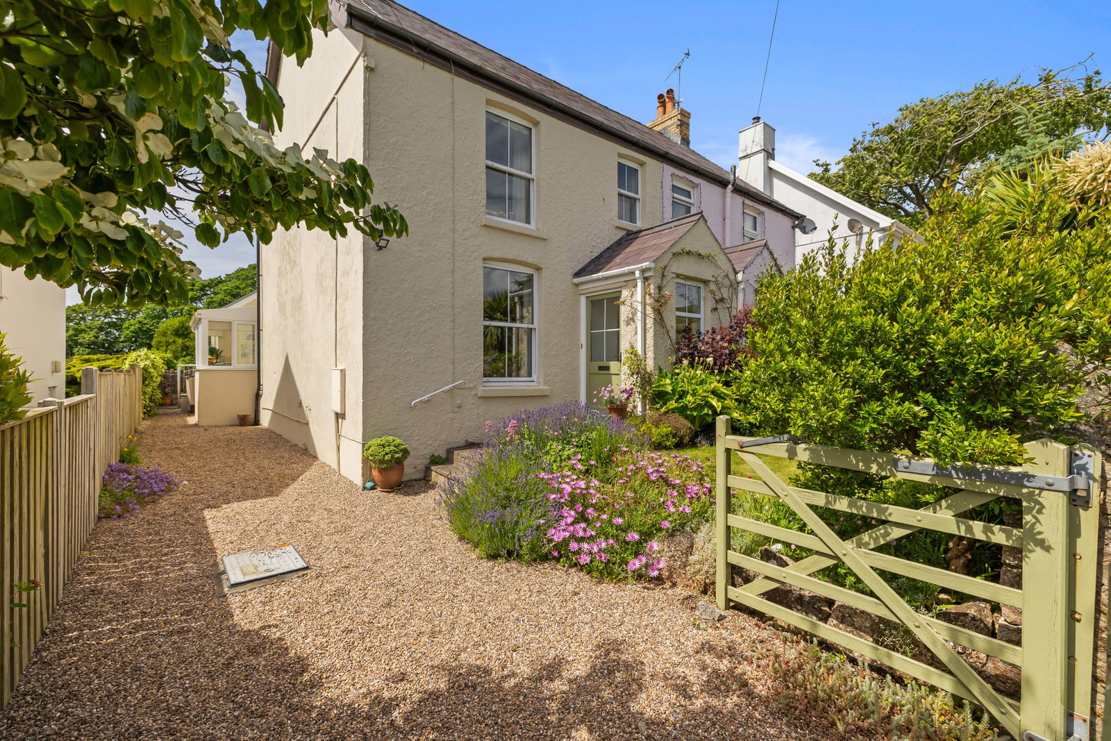 Semi Detached House in Swansea