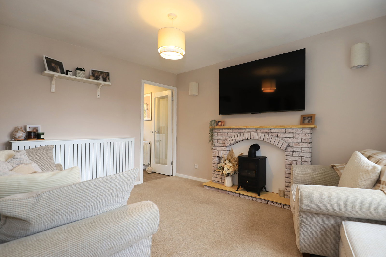 Semi Detached House in Willenhall