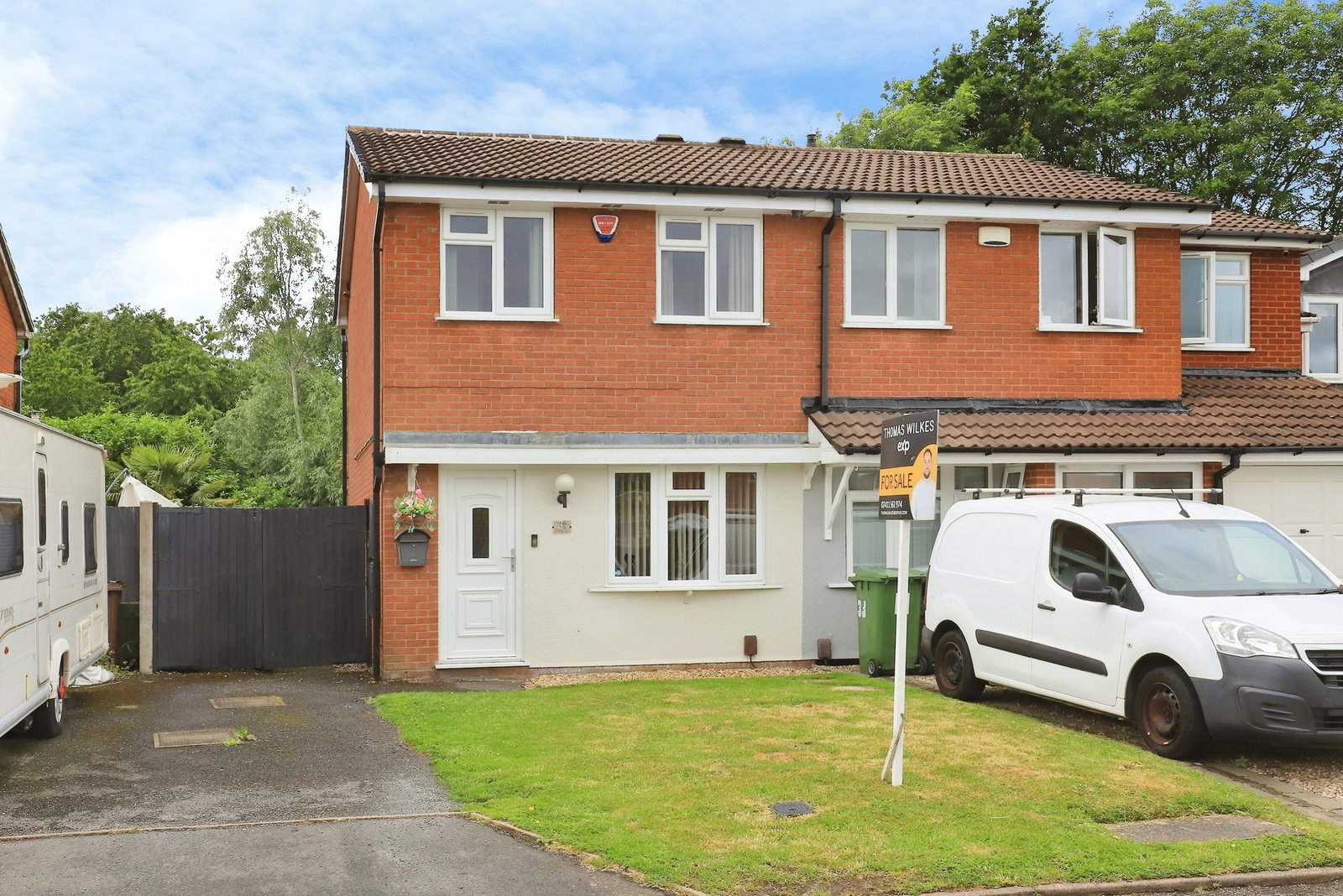 Semi Detached House in Willenhall