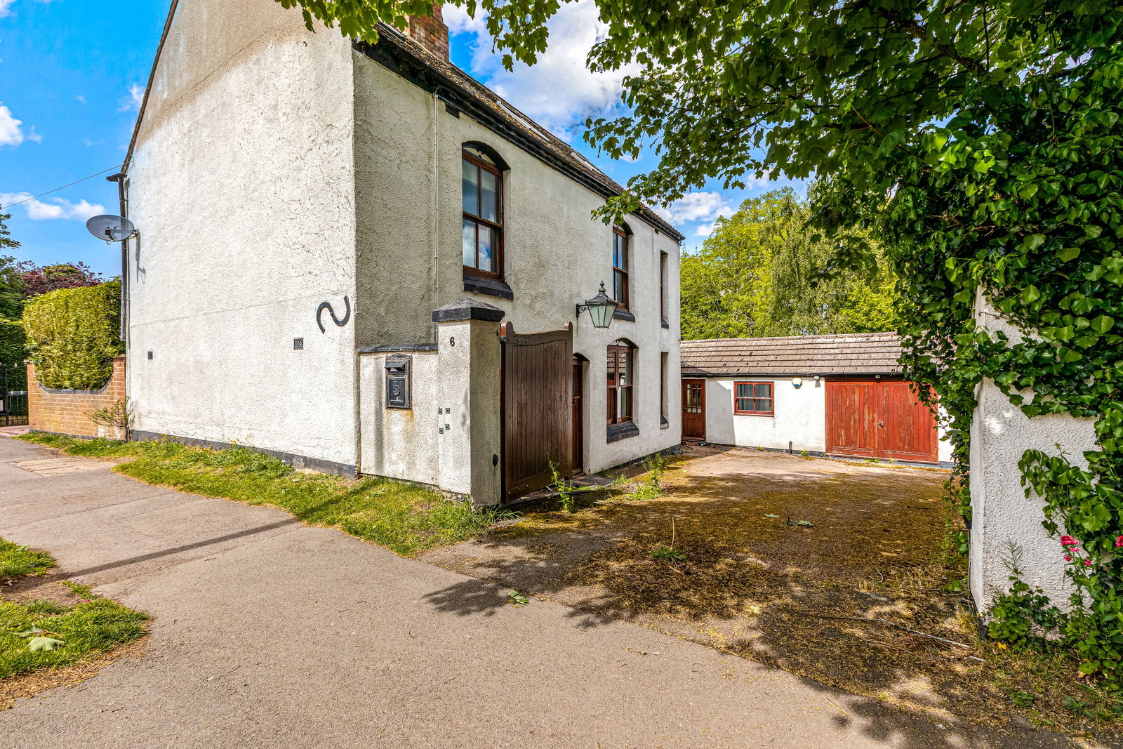 Detached House in Atherstone