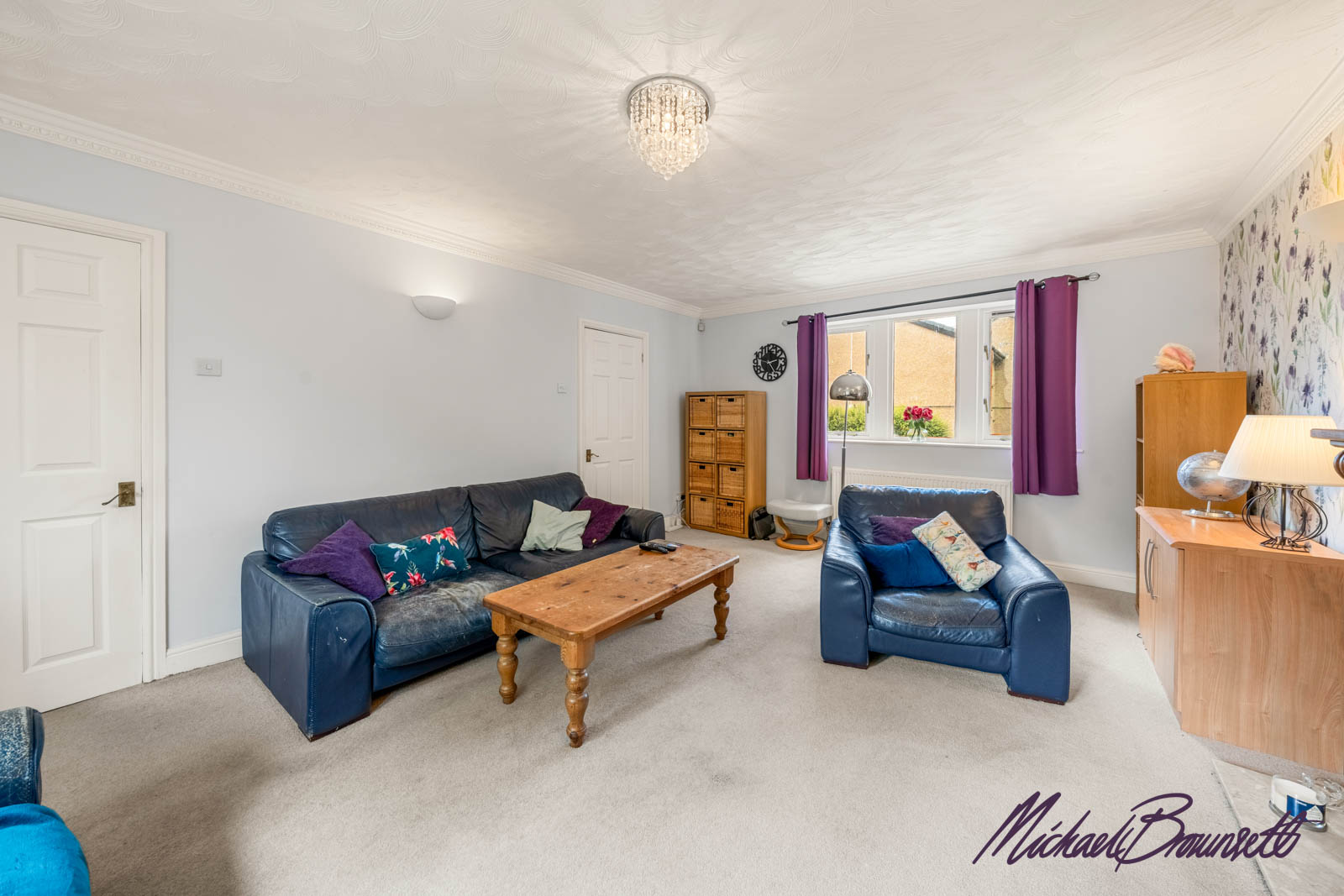 Detached House in Bradford