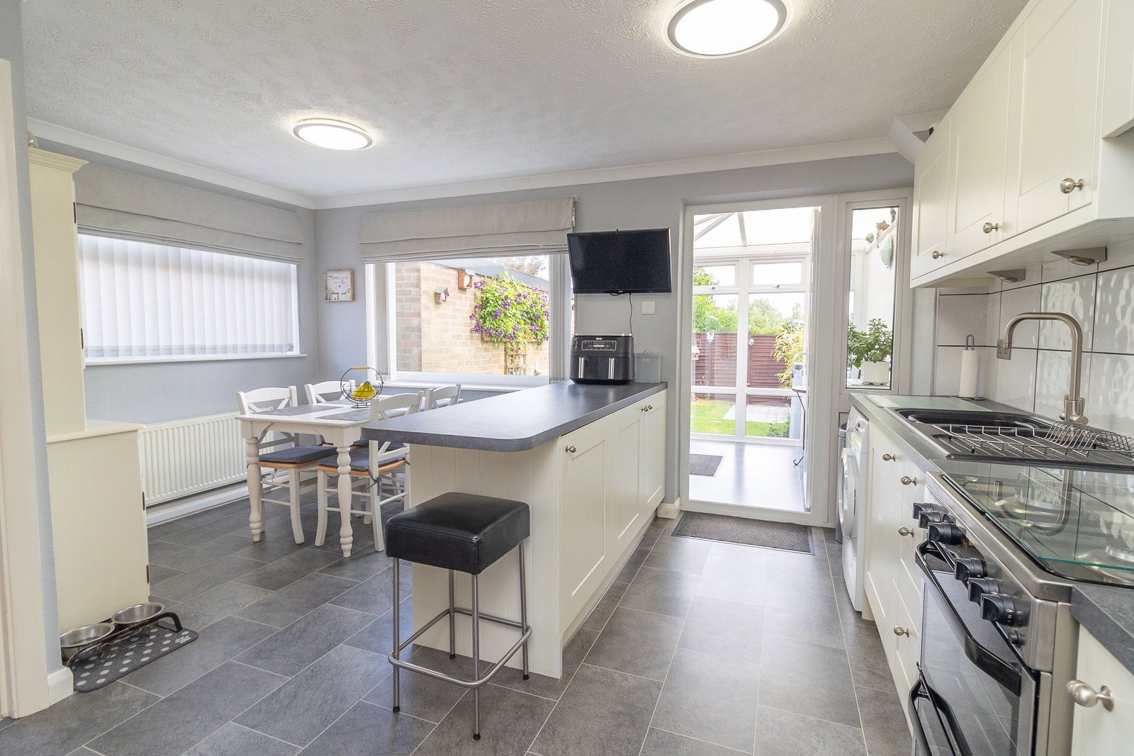 Semi Detached House in Towcester