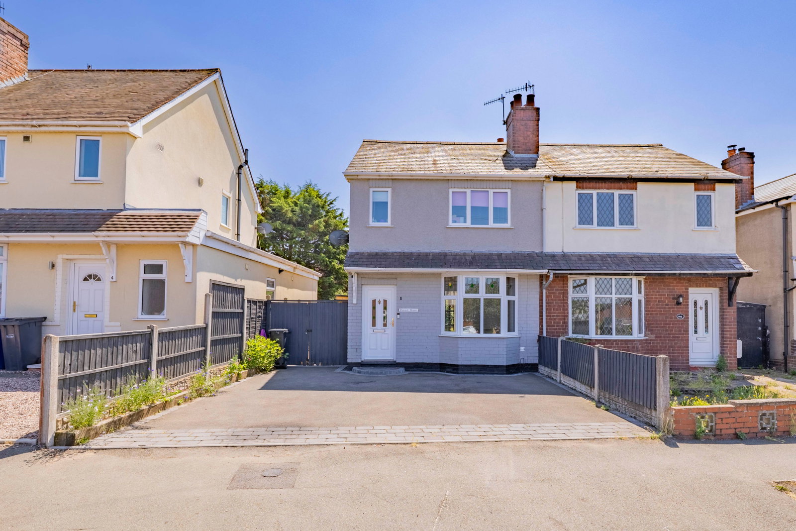 Semi Detached House in Stourbridge