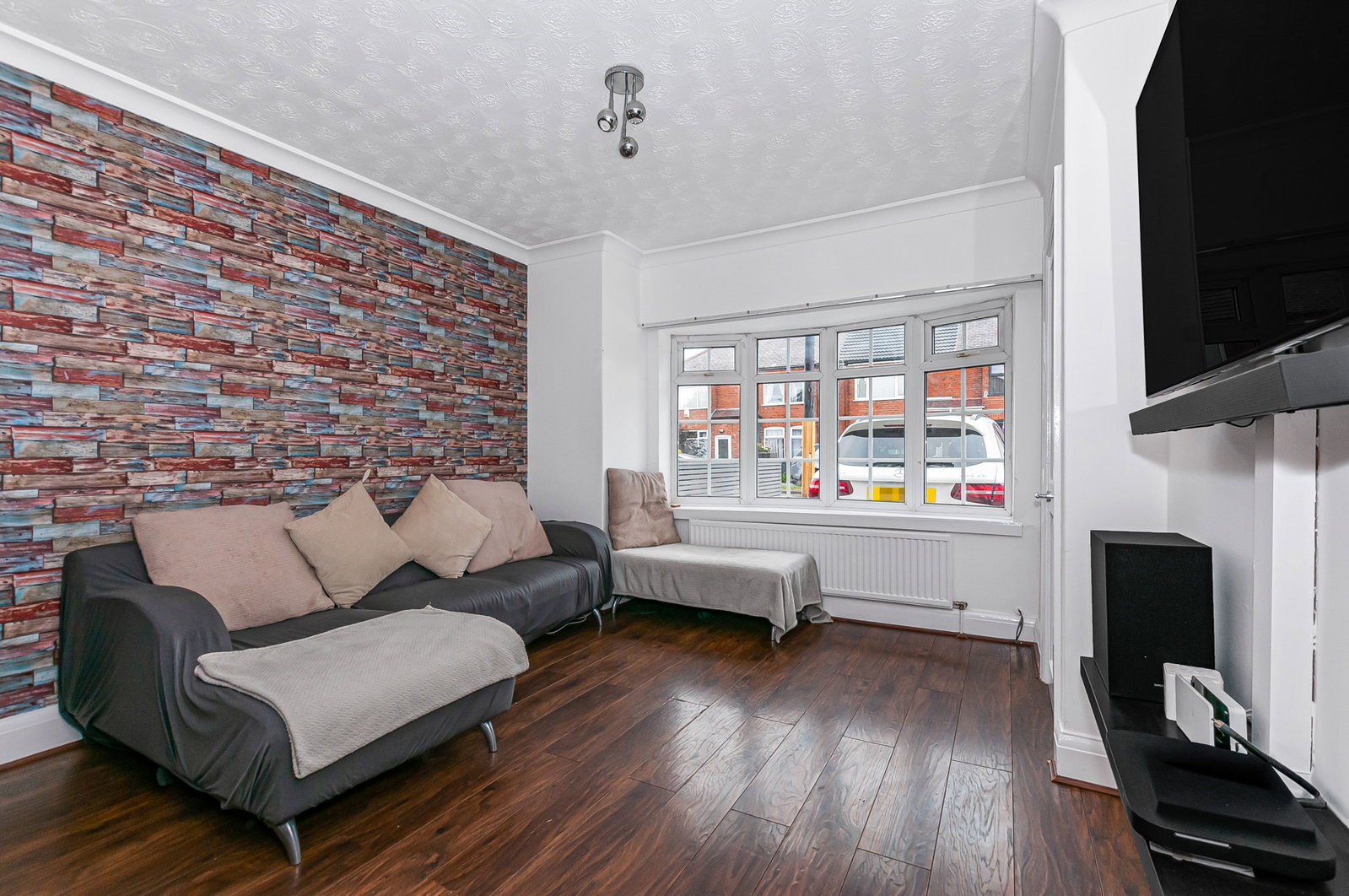 Semi Detached House in Hessle