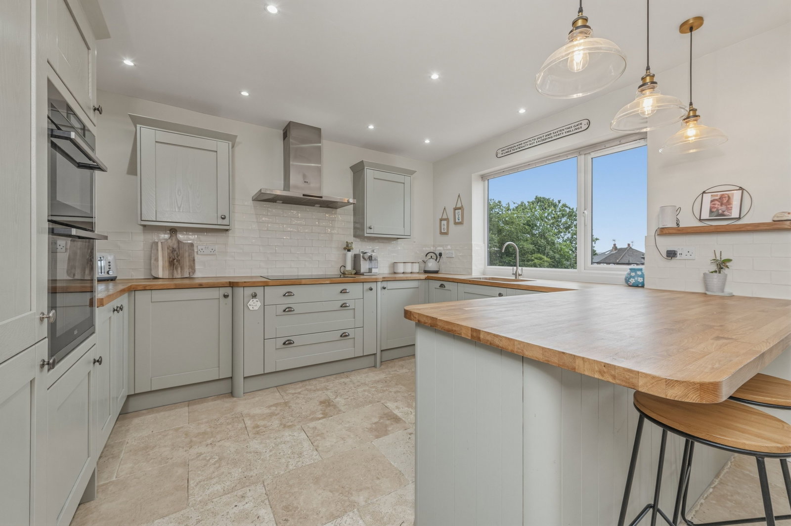 Semi Detached House in Leeds