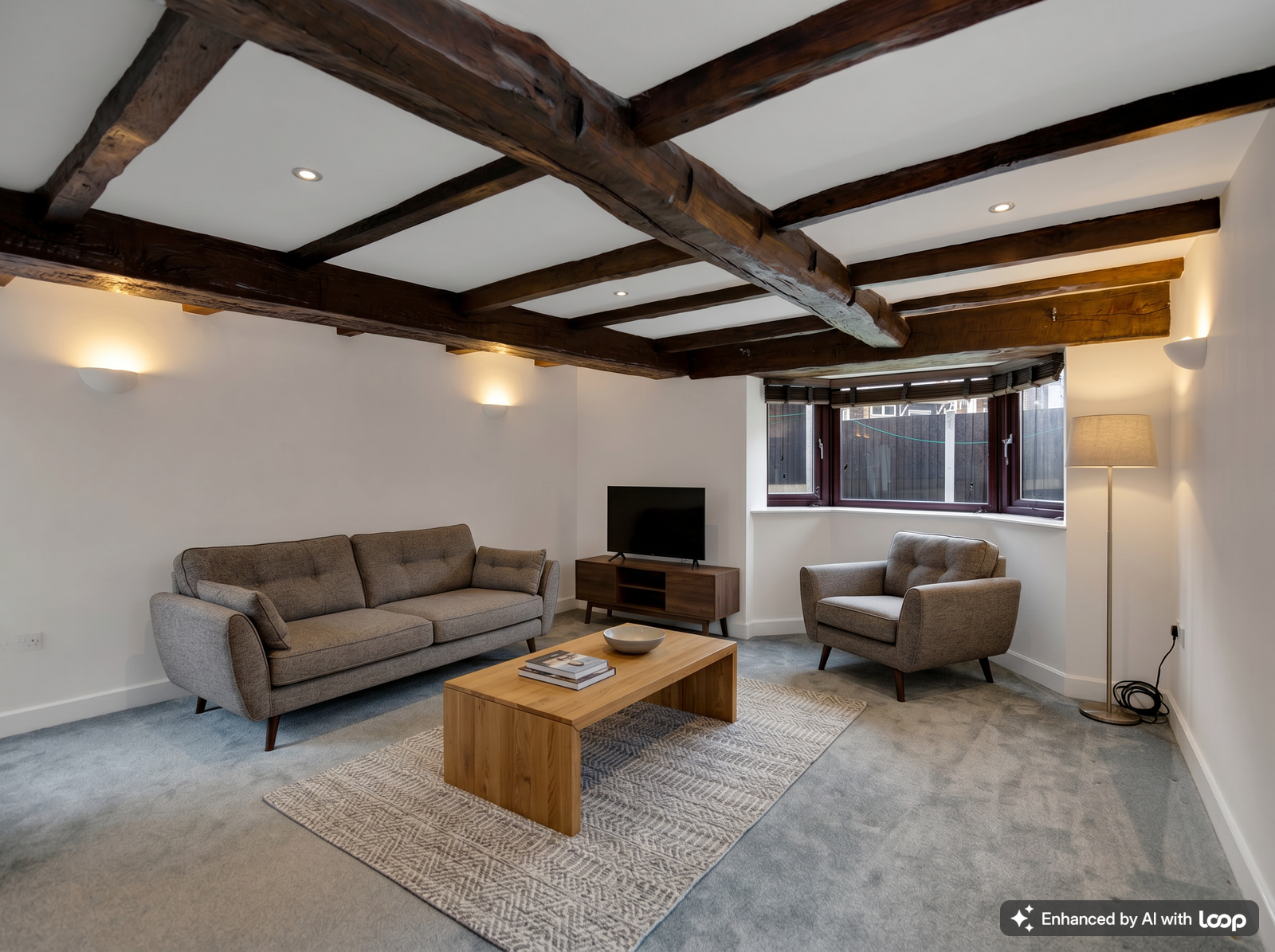Semi Detached House in Stoke-on-trent