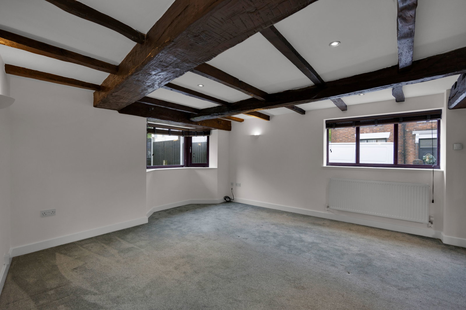 Semi Detached House in Stoke-on-trent