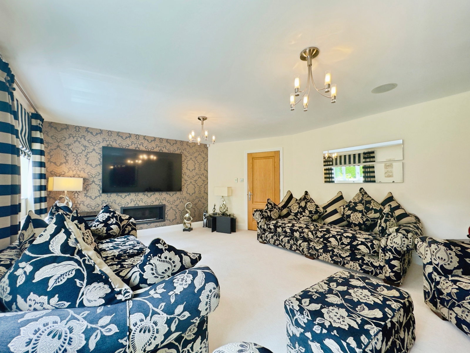 Detached House in Newcastle Upon Tyne