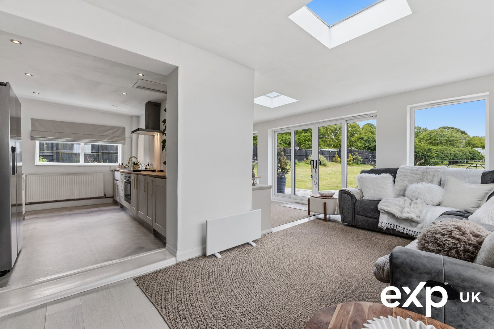 Bungalow in Newark