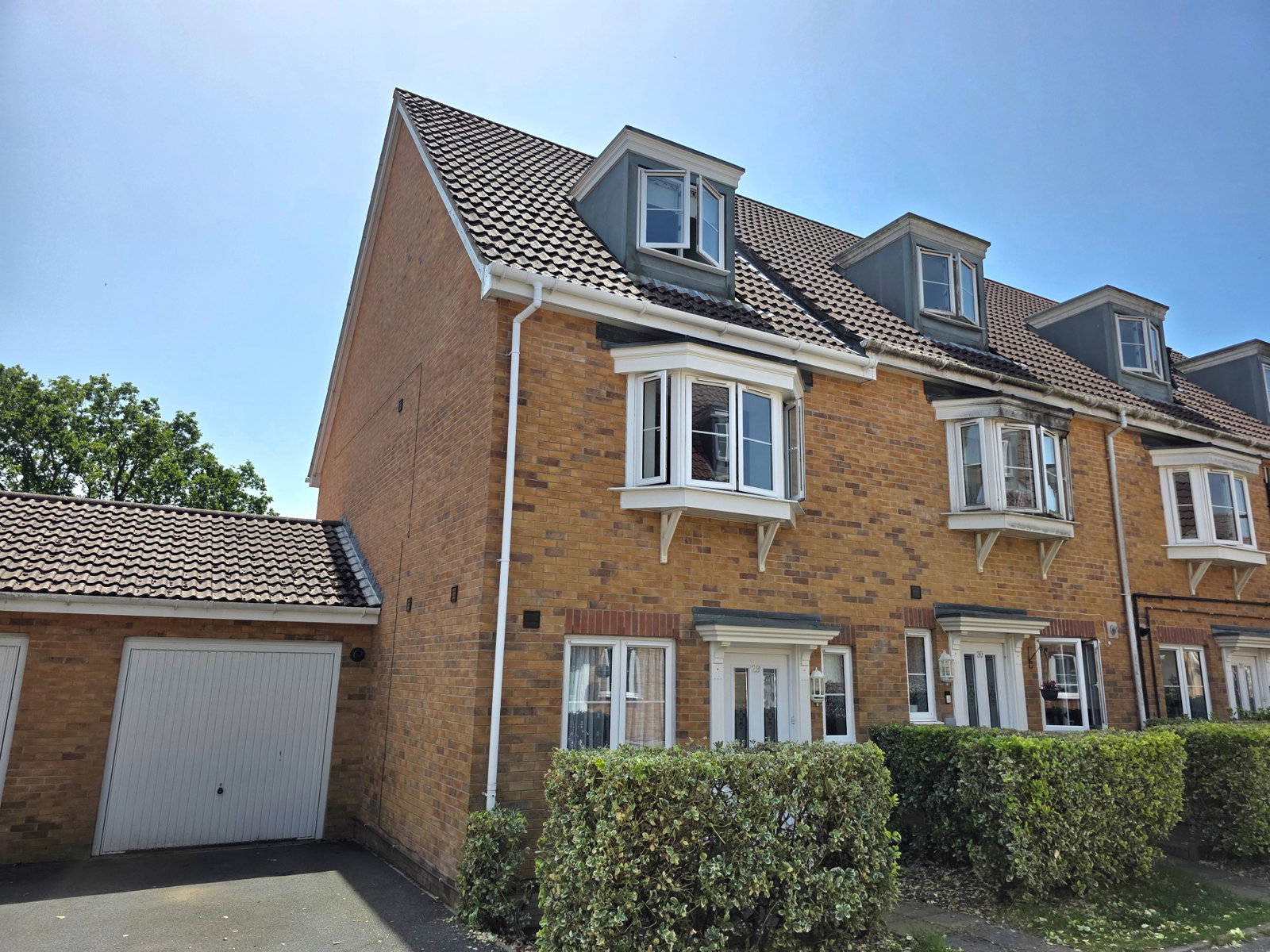 End Of Terrace House in Newport