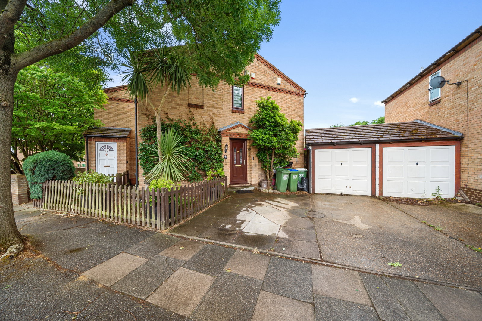 Semi Detached House in London