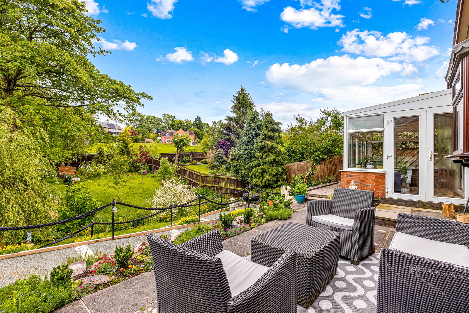 Detached House in Coalville