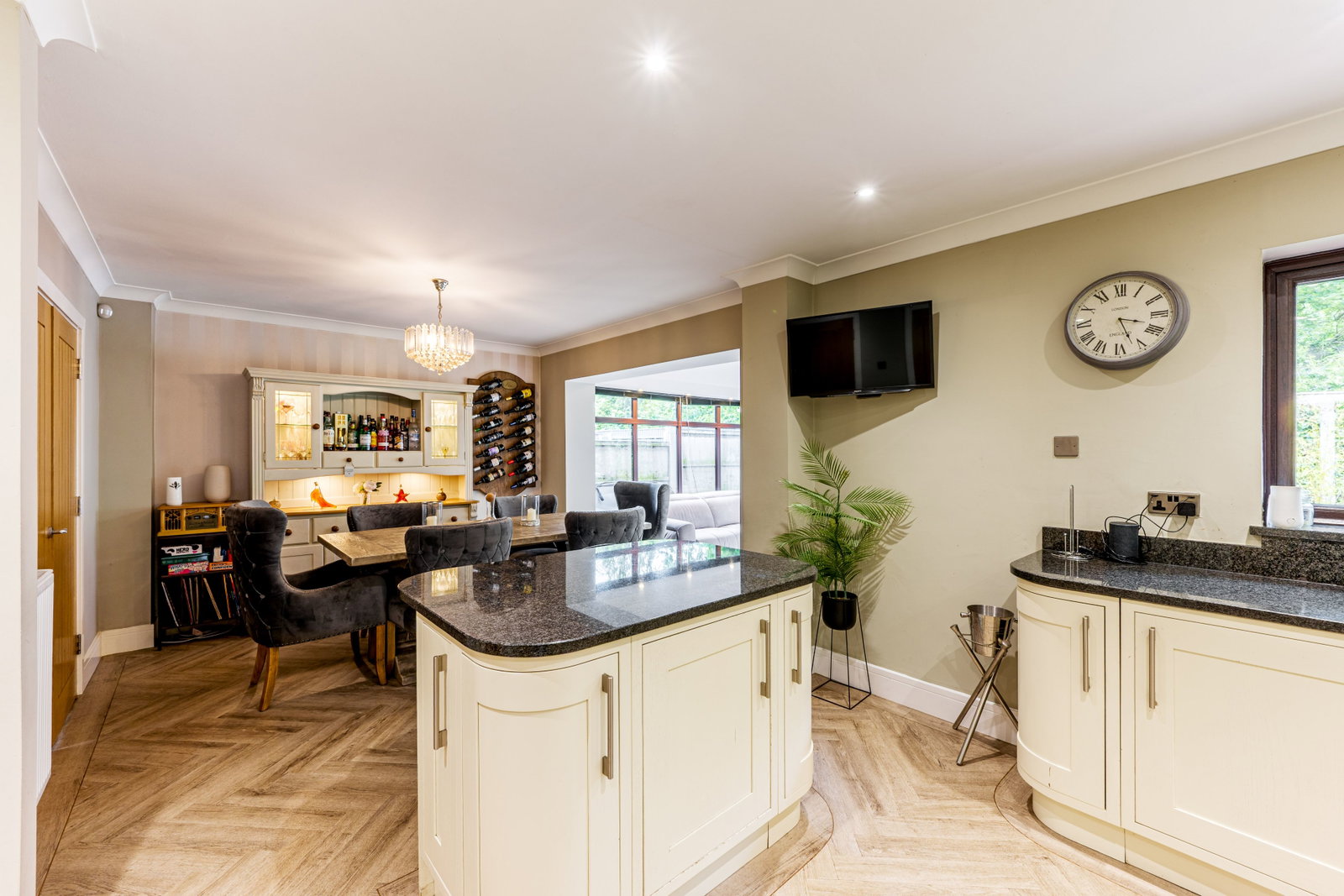 Detached House in Cheslyn Hay