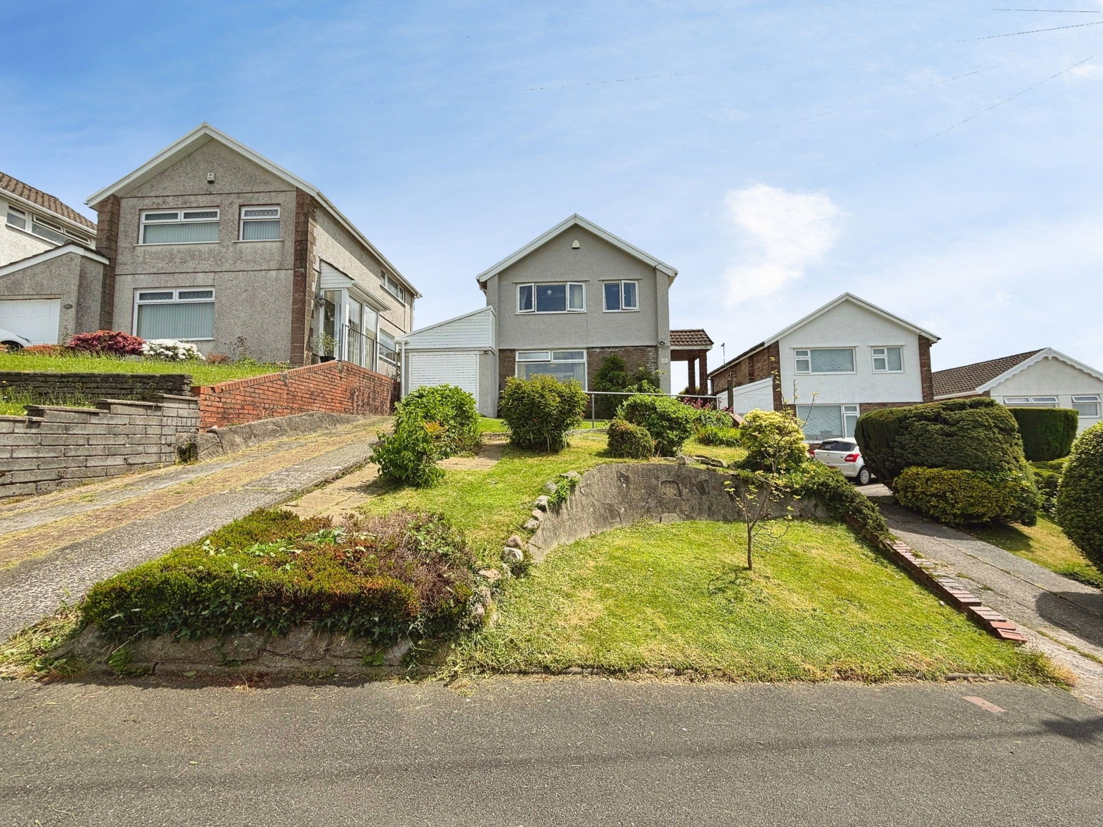 Detached House in Swansea