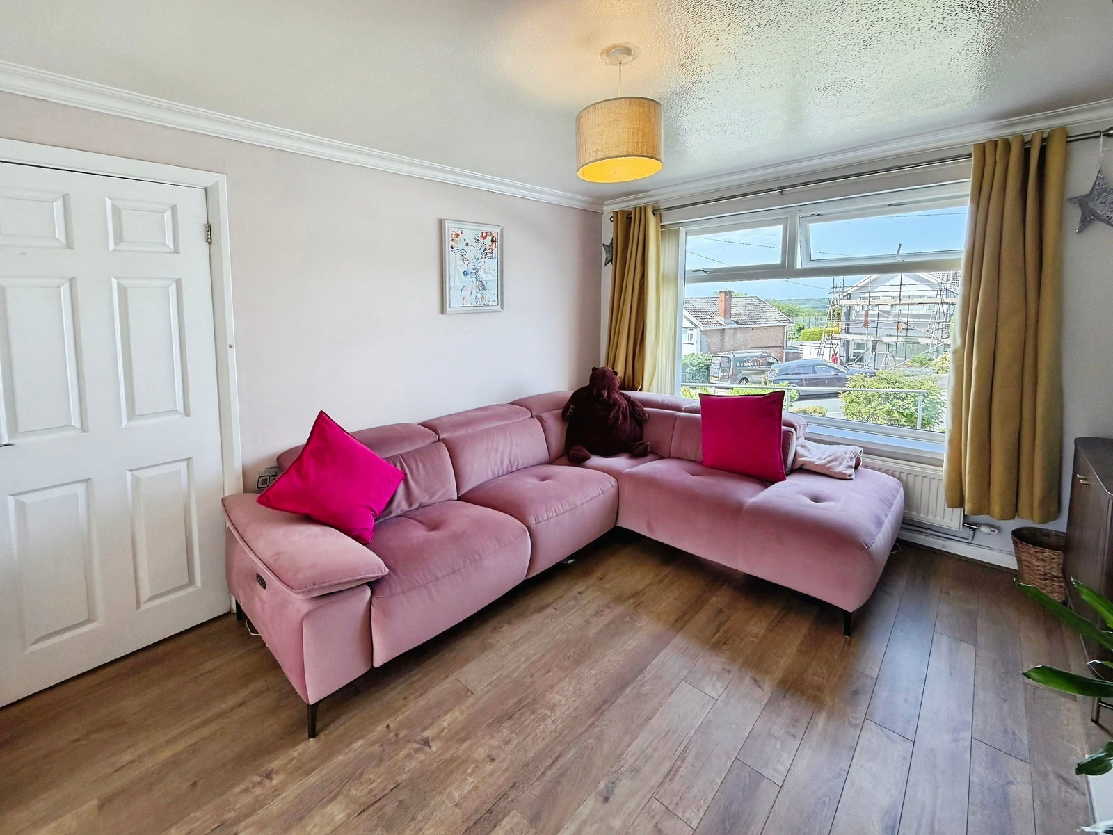 Detached House in Swansea