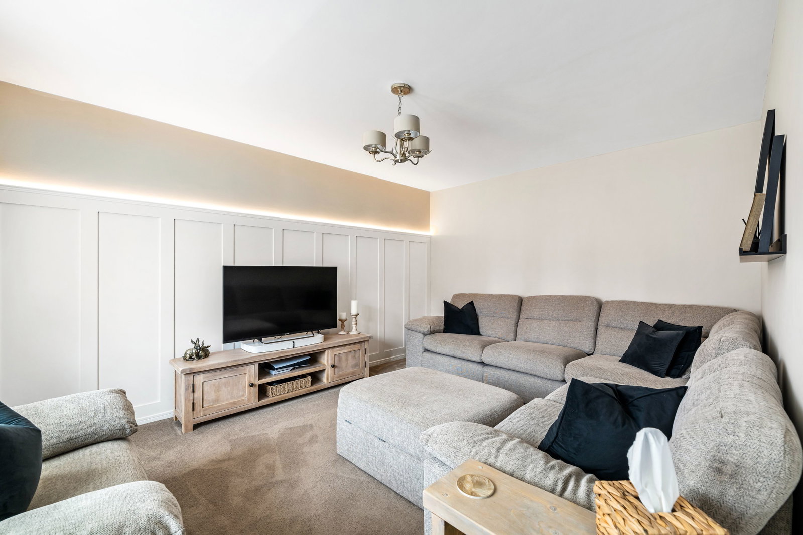Detached House in Witham St Hughs