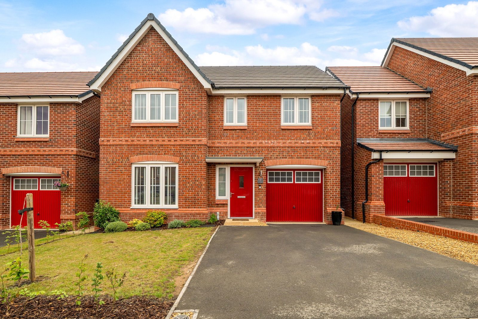 Detached House in Witham St Hughs