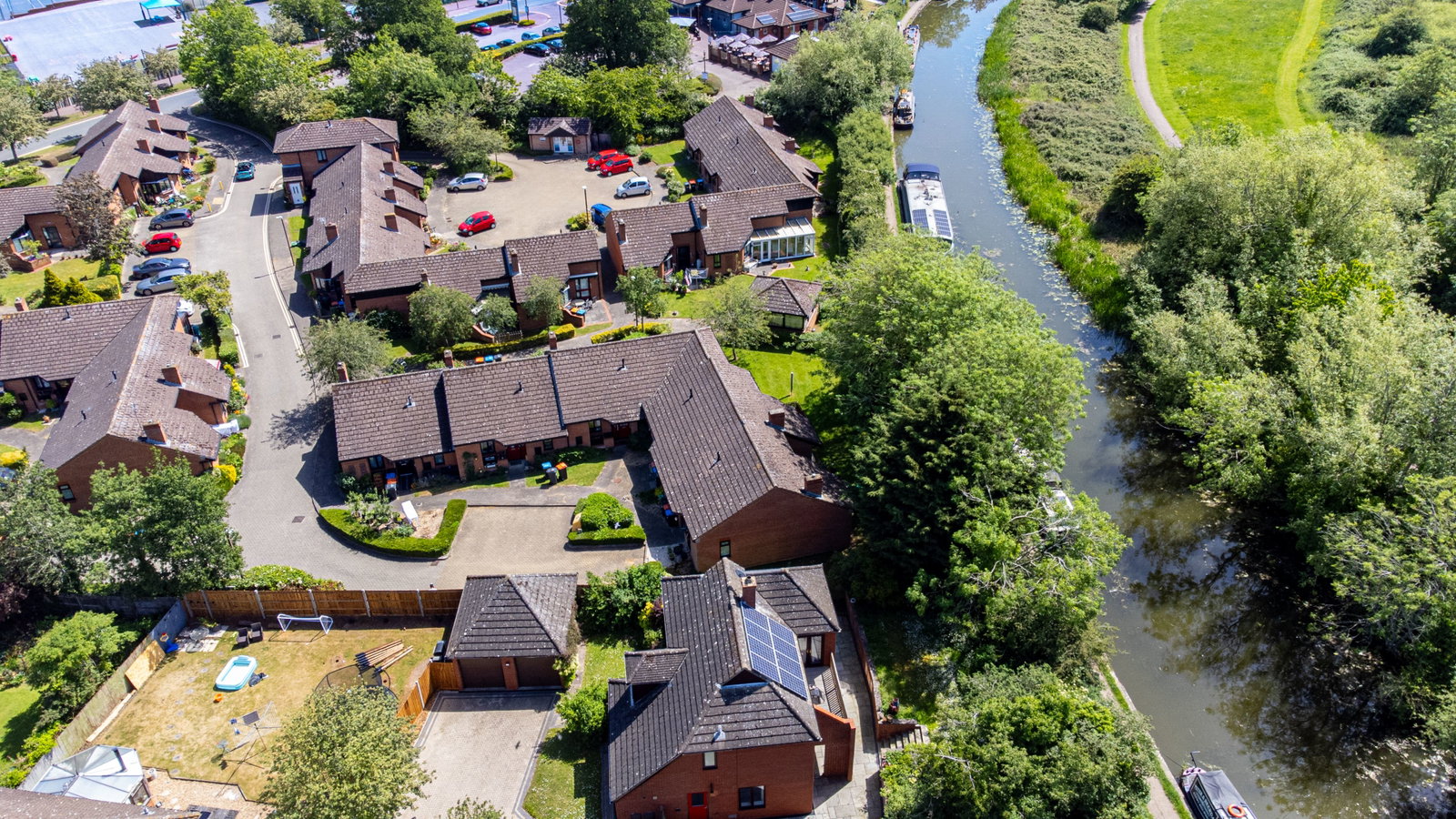 Terraced Bungalow in Milton Keynes