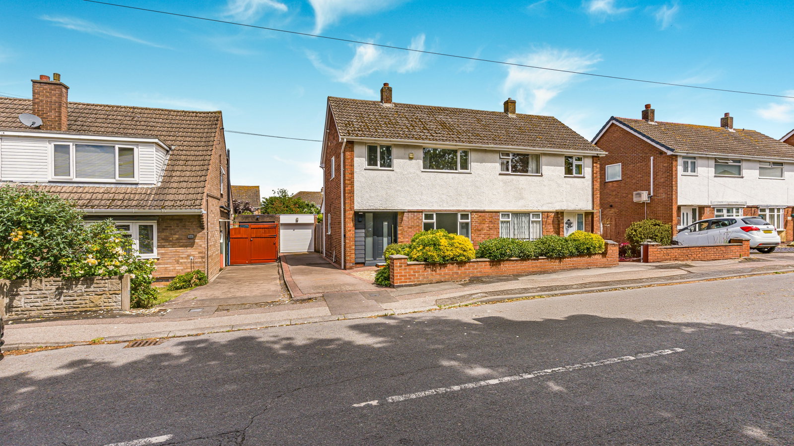 Semi Detached House in Tamworth