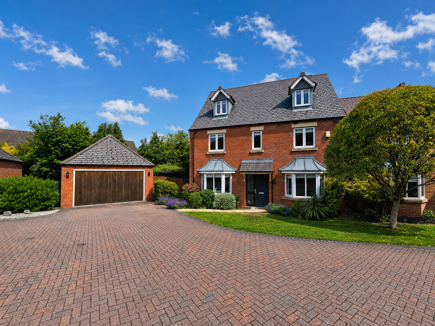 Detached House in Loughborough