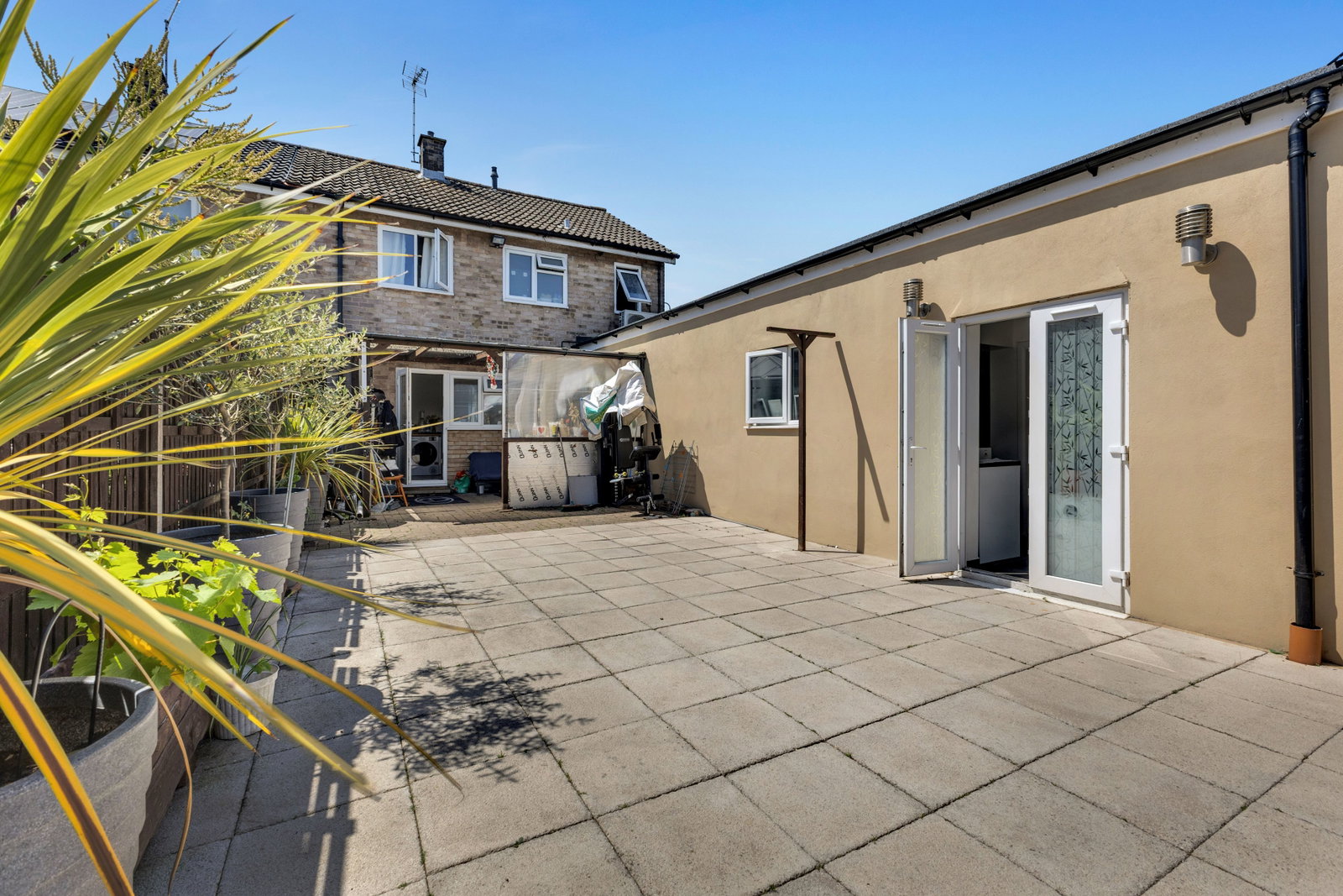 End Of Terrace House in Dunstable
