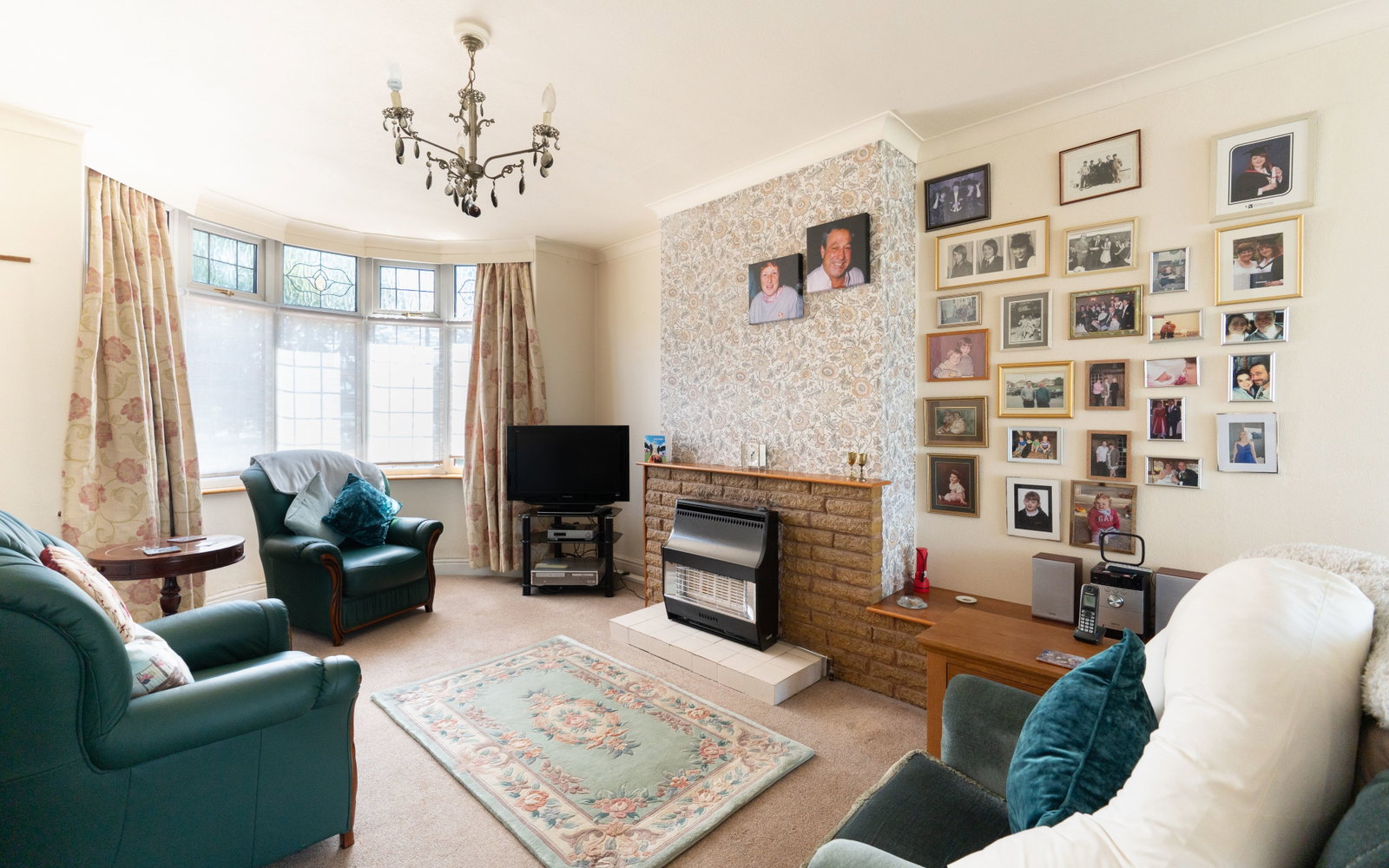 Semi Detached House in Oldbury