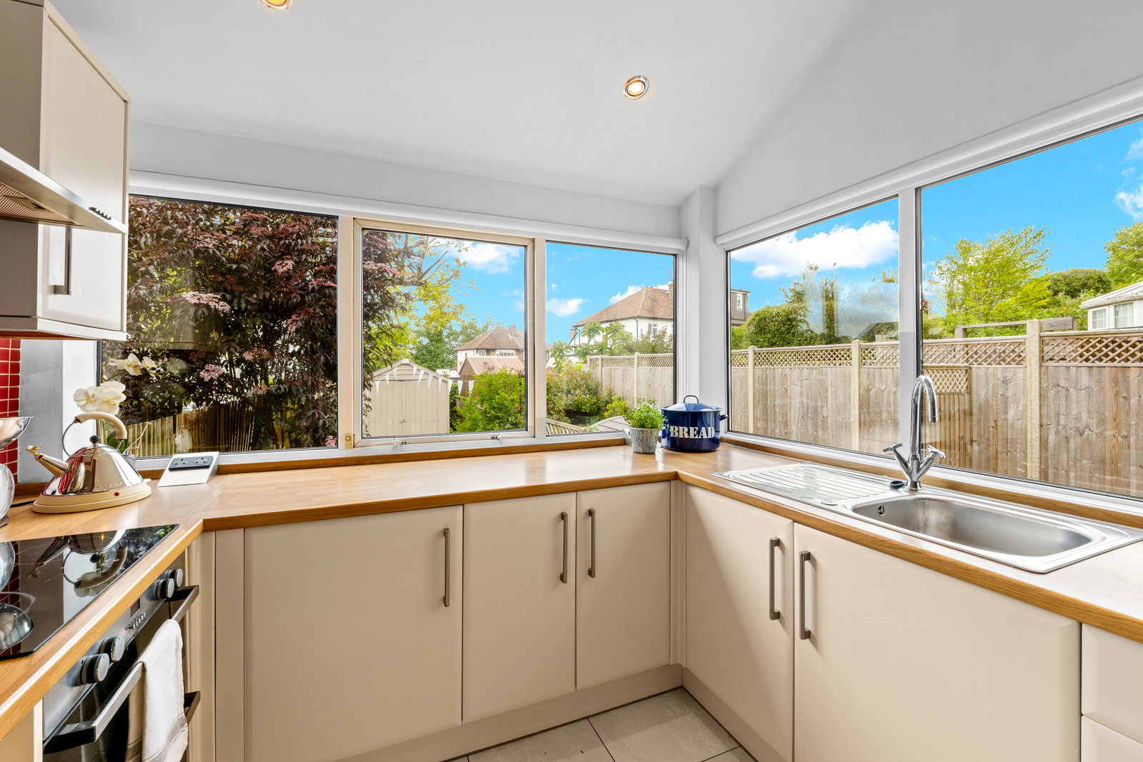 Flat in South Croydon