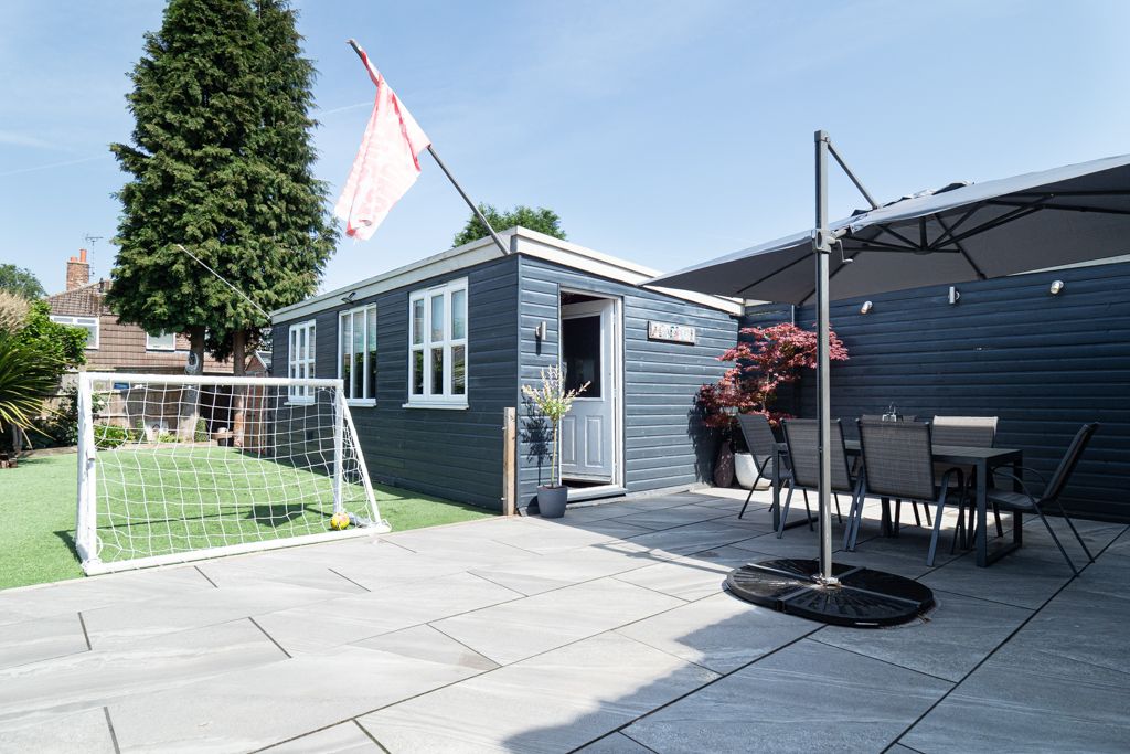 Semi Detached House in Nottingham