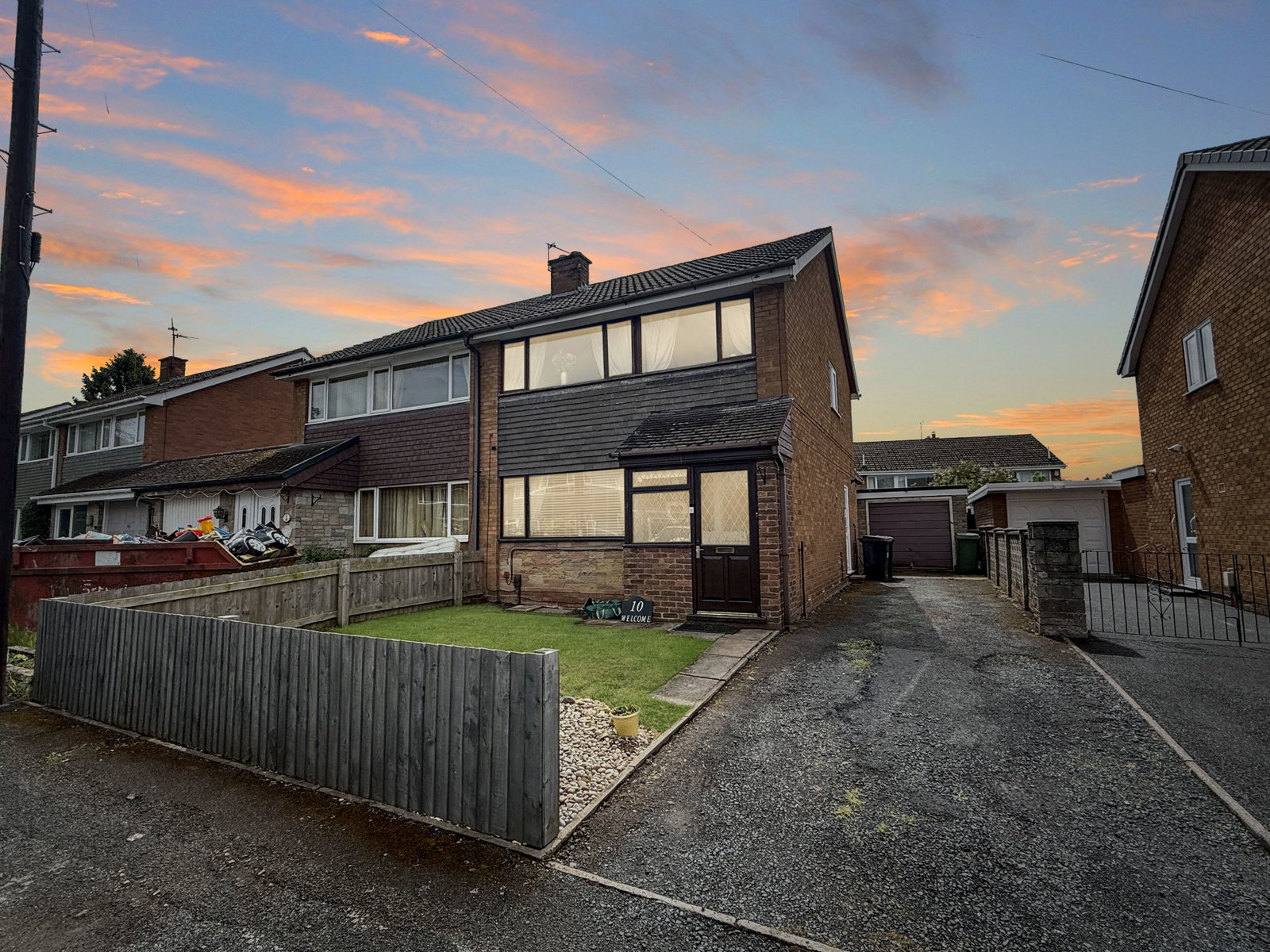 Semi Detached House in Telford