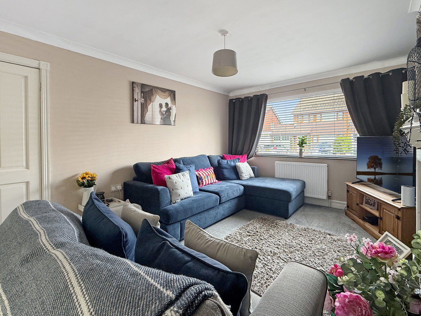 Semi Detached House in Telford