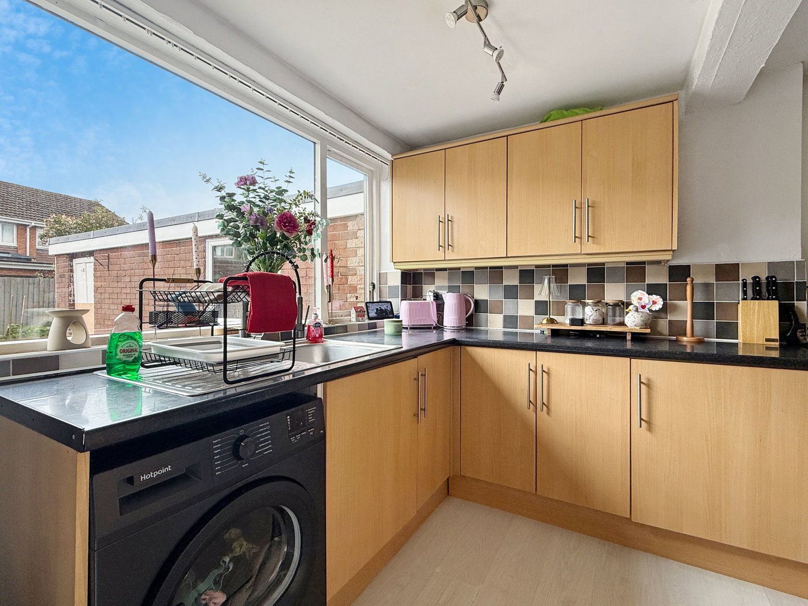 Semi Detached House in Telford