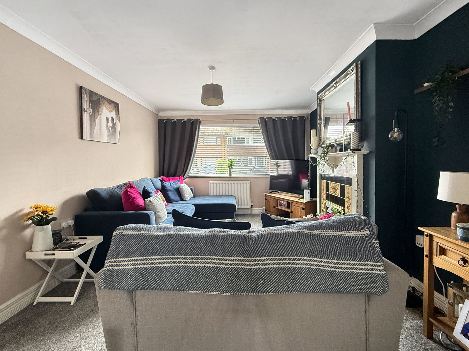 Semi Detached House in Telford