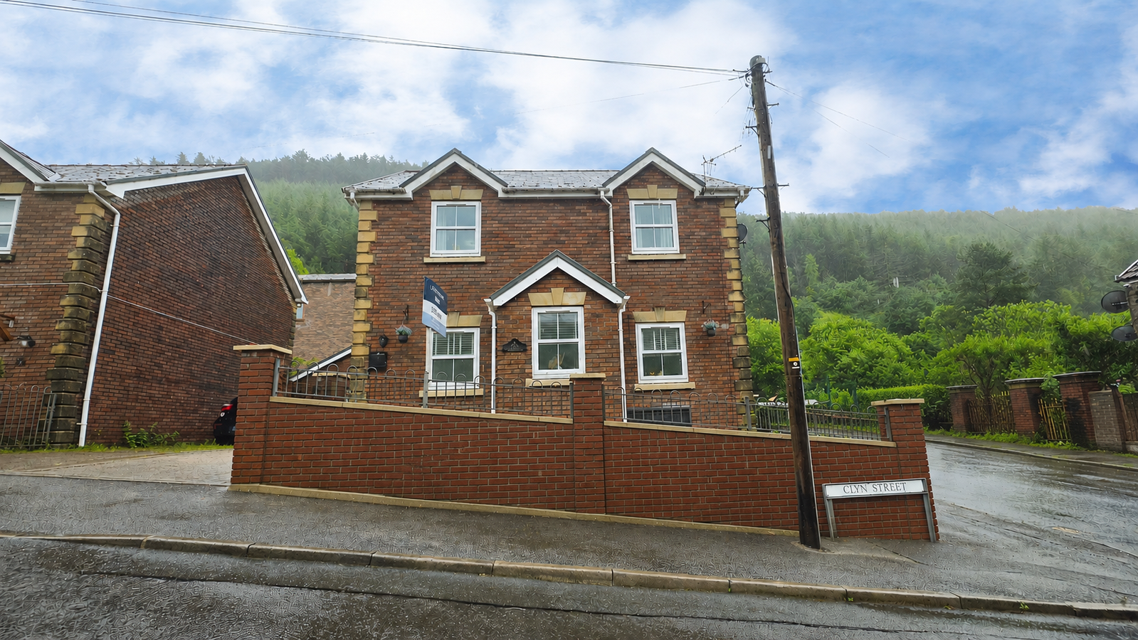 Detached House in Bridgend