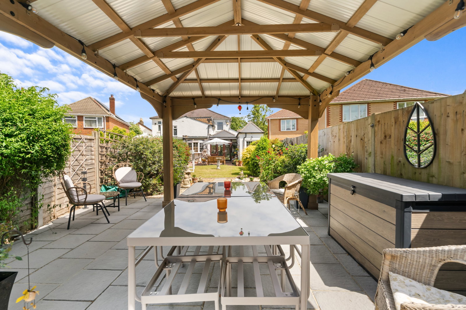 Semi Detached House in Feltham